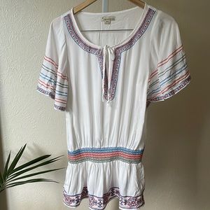 Twentyone by Forever 21 colorful embroidered tunic flutter sleeve top